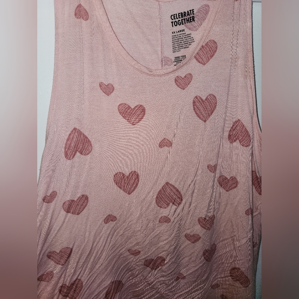 Pink Heart Pattern Tank Top - Picture 3 of 4